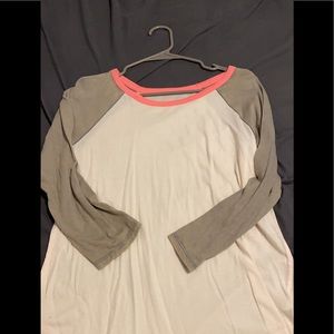 American eagle 3/4 sleeve